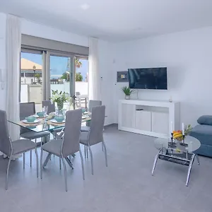 poris-corralejo-beach-3-silver-beachfront-by-holidayshome.in-canary-islands.com/