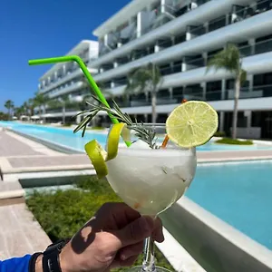 Cana Rock Star Luxury Condo, Casino, Golf, Beach In Hard Rock Area Punta Cana